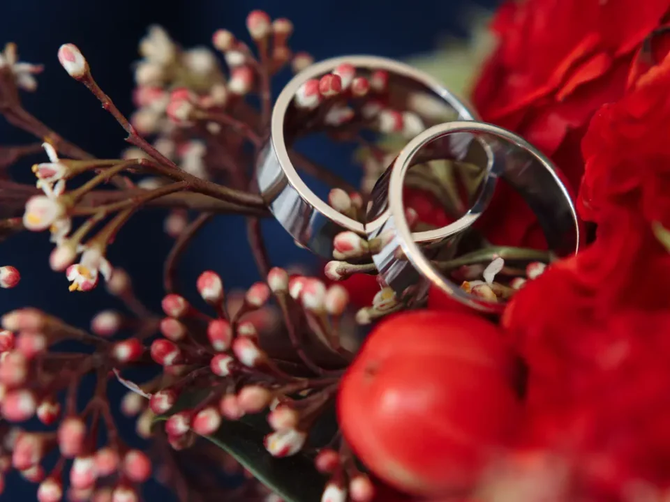 wedding theme in red